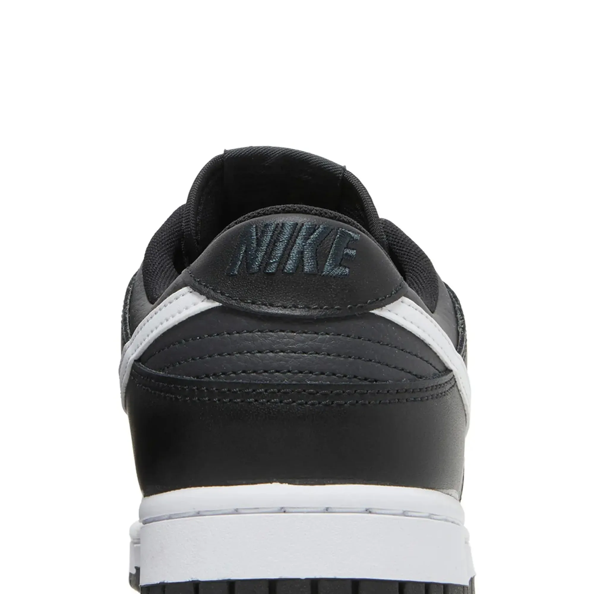Nike Dunk Low 'Black Panda' (2022)