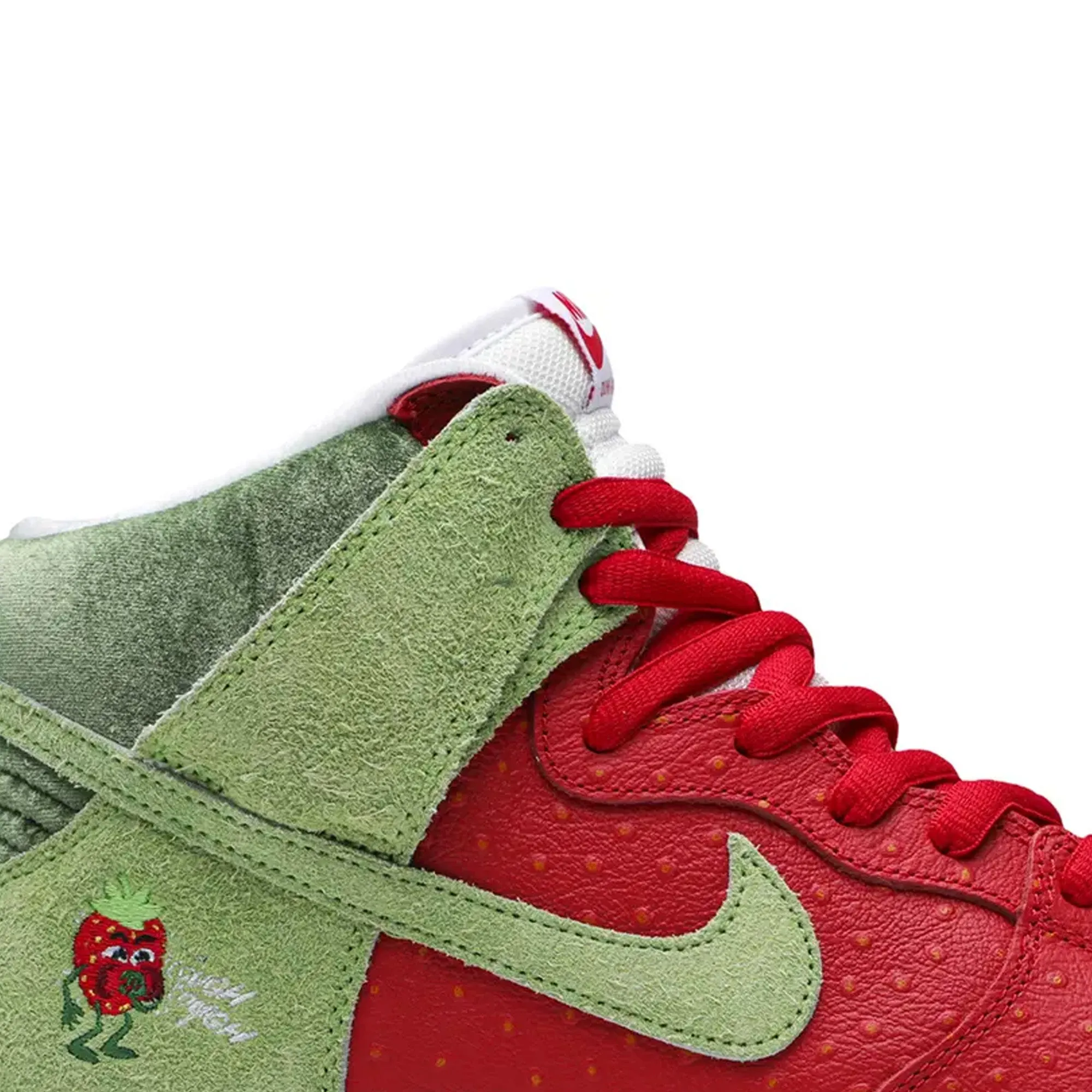Nike SB Dunk High 'Strawberry Cough' (2021)