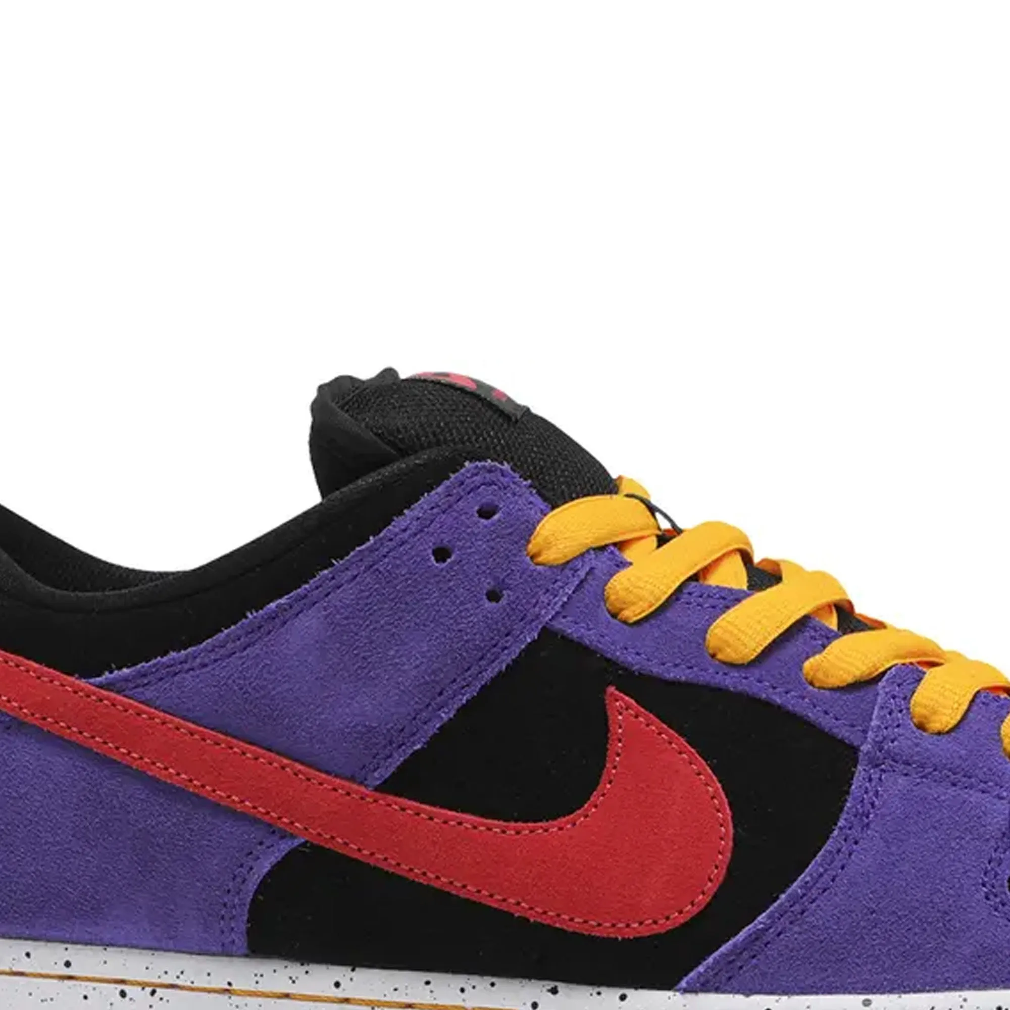 Nike SB Dunk Low ACG 'Terra'