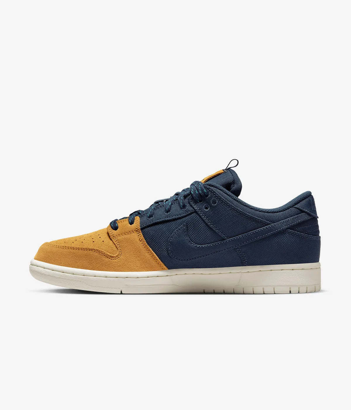 Nike SB Dunk Low Pro Premium