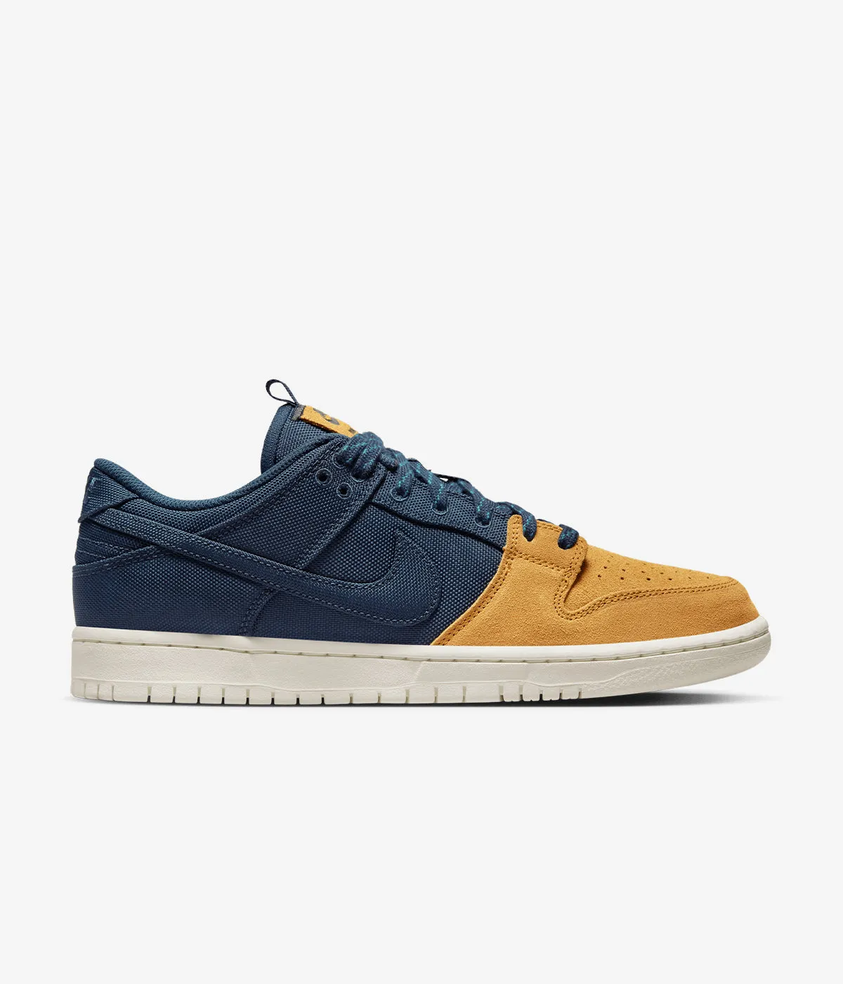 Nike SB Dunk Low Pro Premium