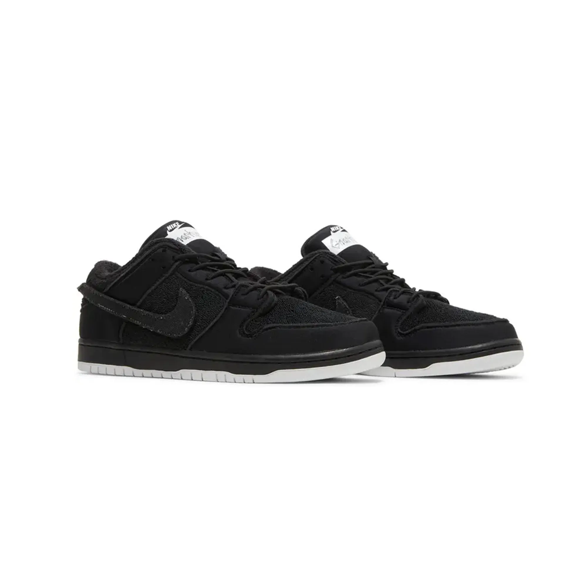 Nike SB Dunk Low x Gnarhunters 'Black' (2022)