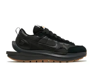 Nike Vaporwaffle x Sacai 'Black Gum'