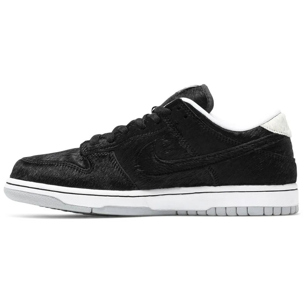 Shoes Nike Nike Medicom Toy x Dunk Low SB 'BE@RBRICK'