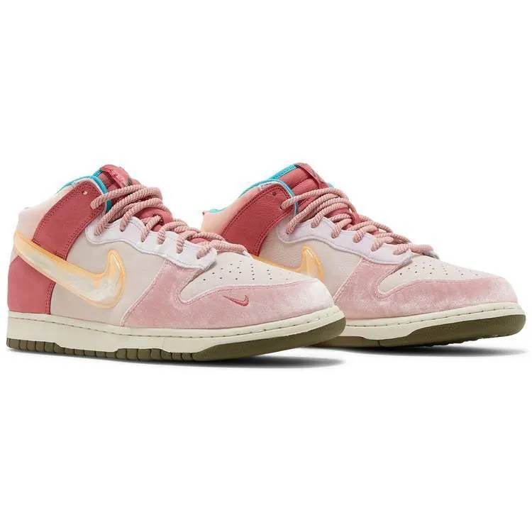 Shoes Nike Nike Social Status x Dunk Mid 'Strawberry Milk'