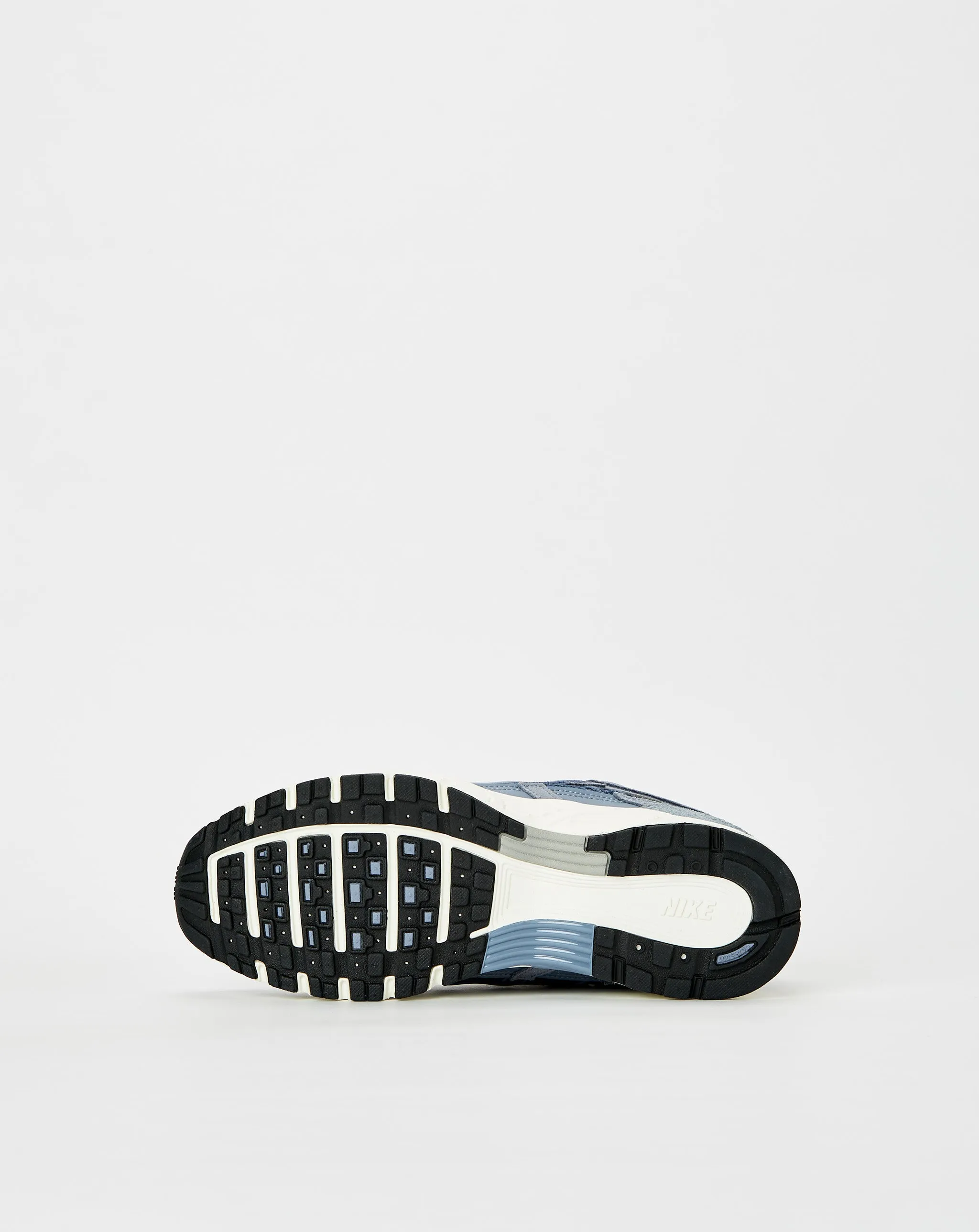 Shoes Nike P-6000 SE