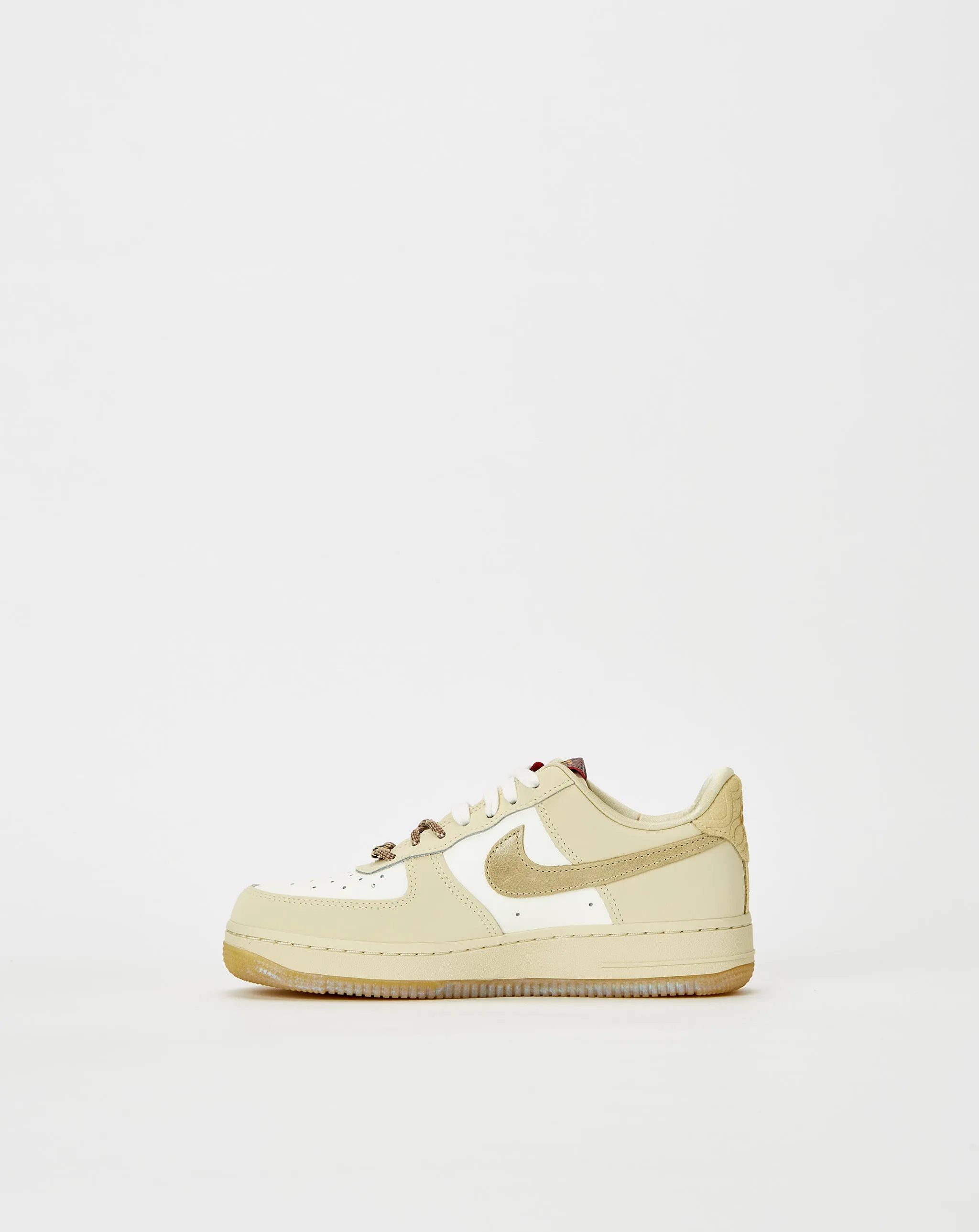 Shoes Nike Women's Air Force 1 '07 LX