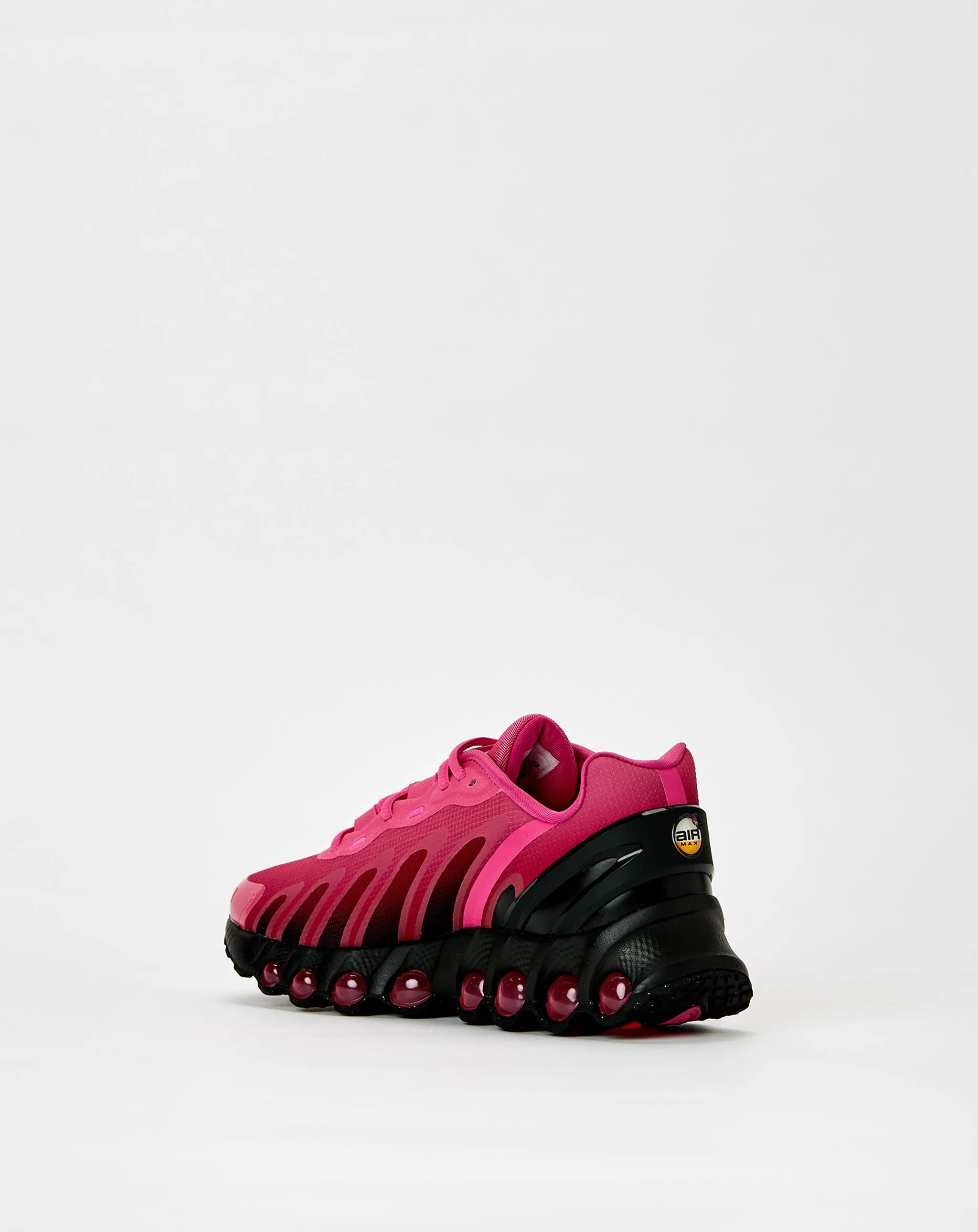 Shoes Nike Women's Air Max Dn8