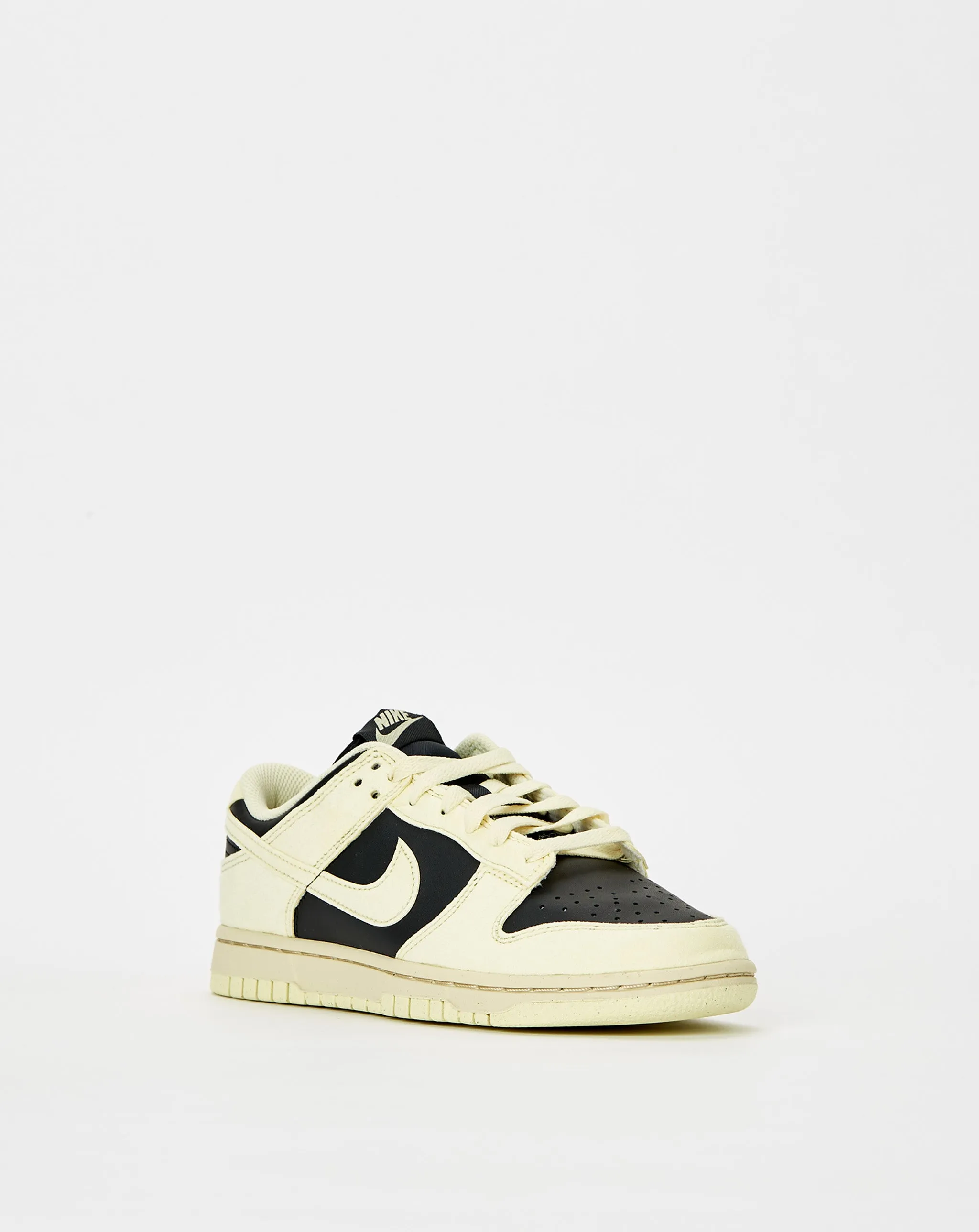 Shoes Nike Women's Dunk Low